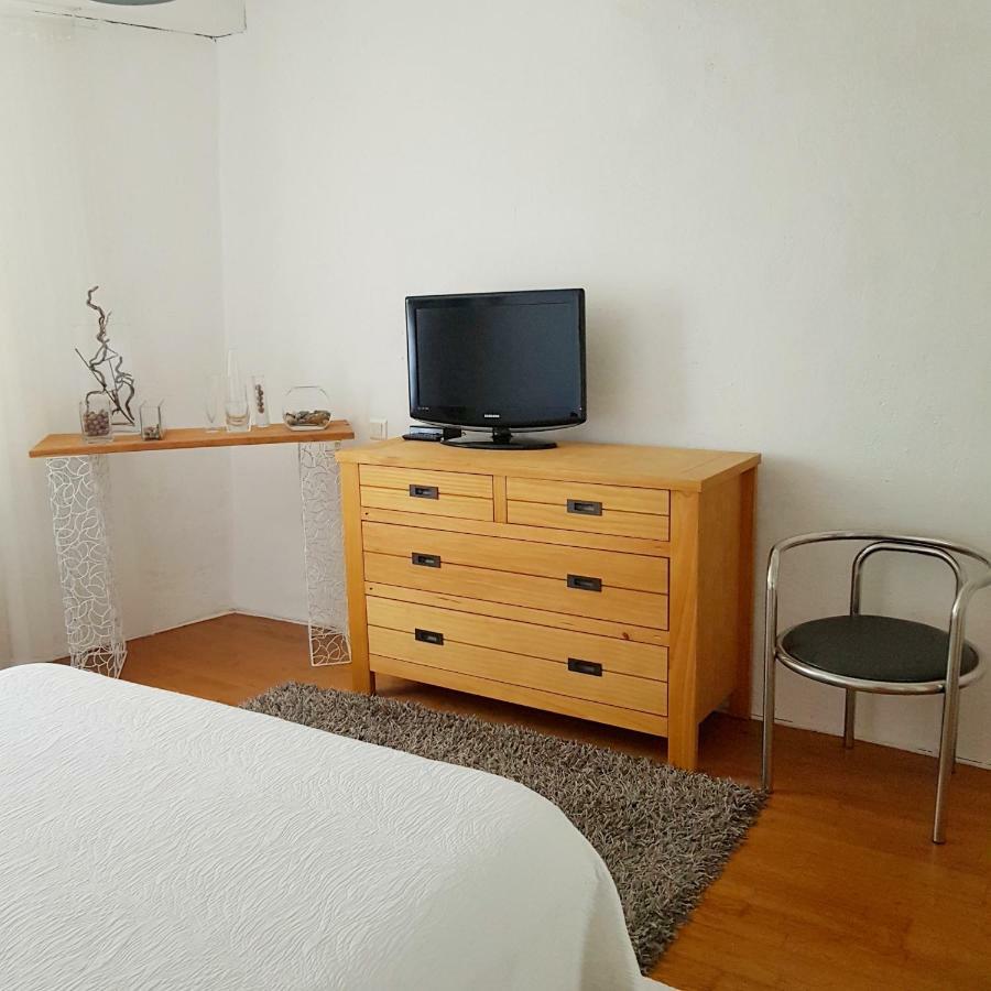 Chambre D Hotes "Lilimyna" Avec Petit Dejeuner Баржол Екстериор снимка